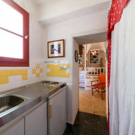 Aphrodite - Rosa Chalki Town