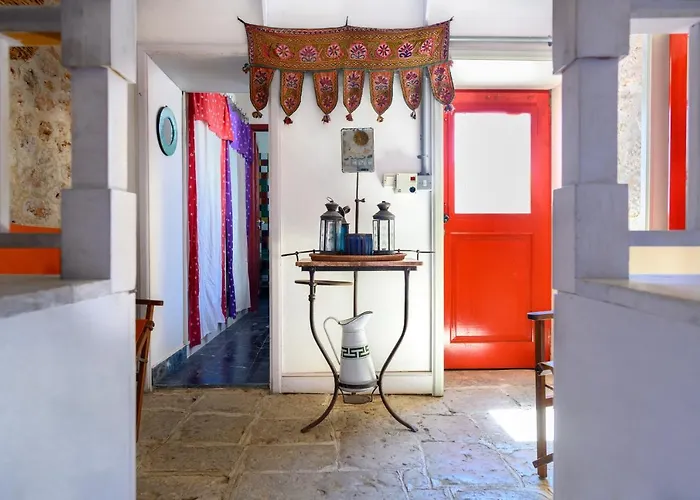 Aphrodite - Rosa * Chalki Town